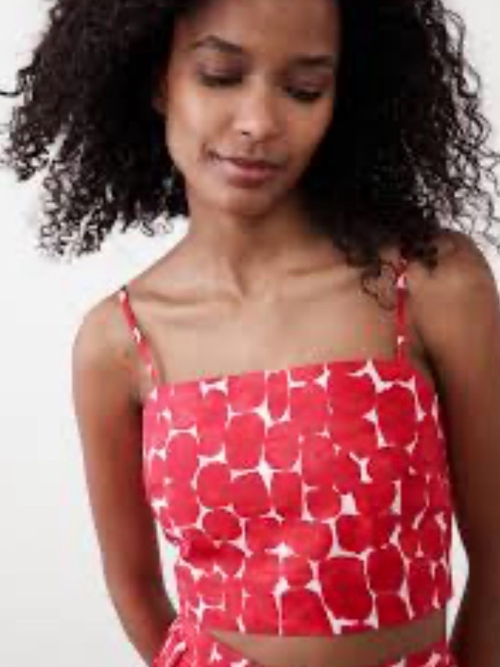 Banana Republic cropped red design cami top medium